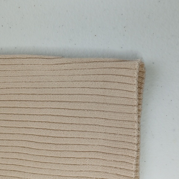 Plain Wrap Sleeveless Knitted Top - Picture 10 of 10